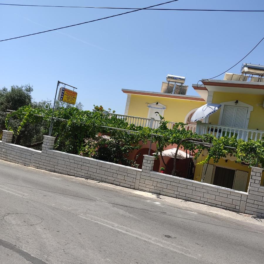 Appartement Nikolaou Thomas House à Parga Extérieur photo