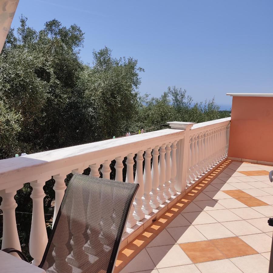 Appartement Nikolaou Thomas House à Parga Extérieur photo