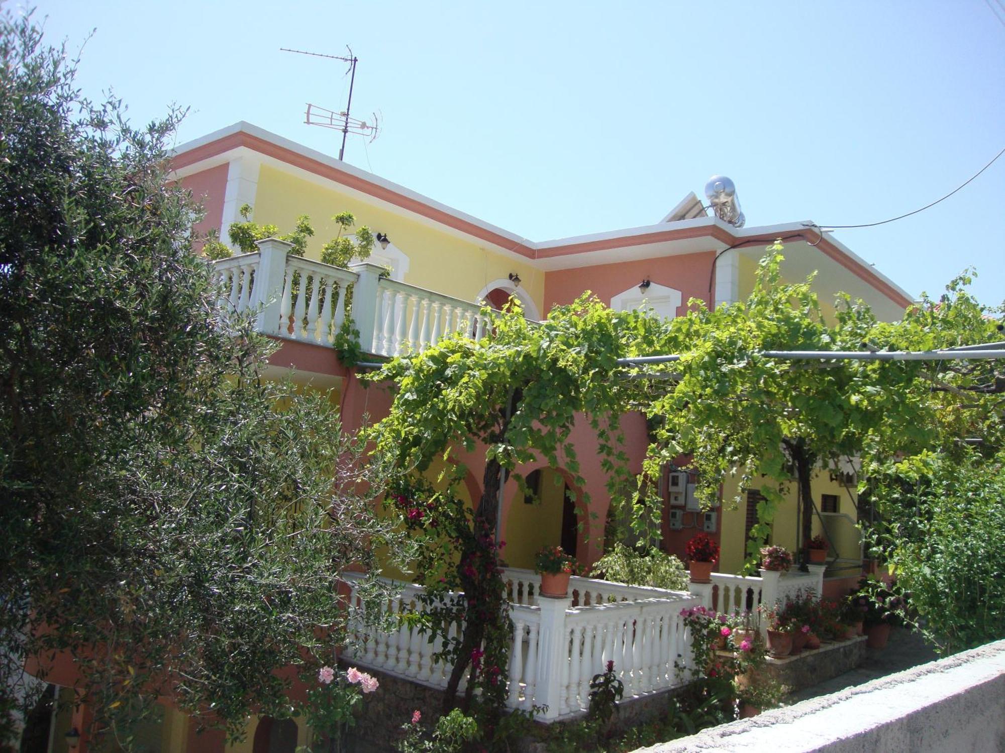 Appartement Nikolaou Thomas House à Parga Extérieur photo