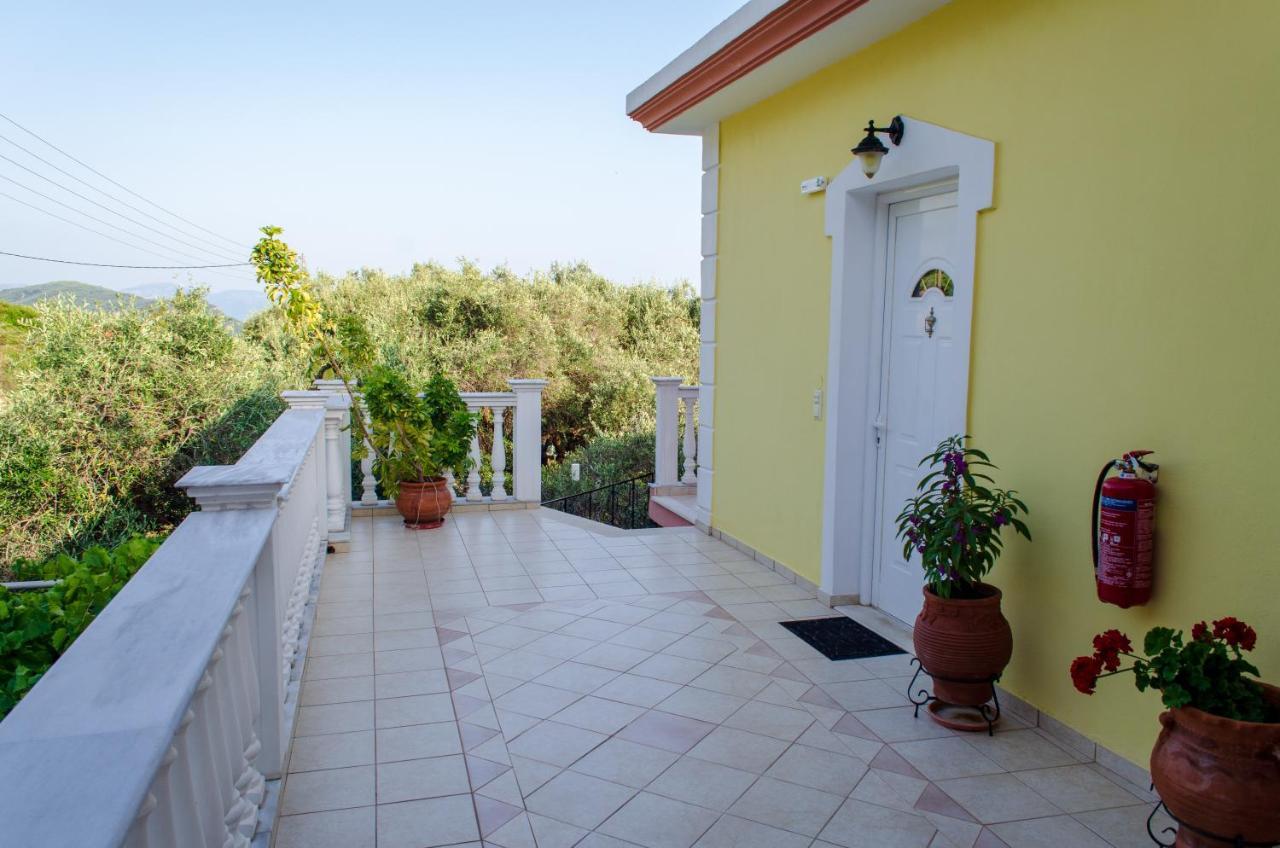 Appartement Nikolaou Thomas House à Parga Extérieur photo